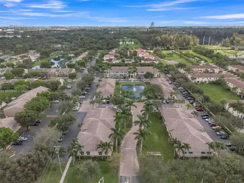 5200 S University Drive Davie FL 33328