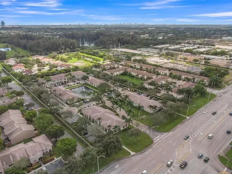 5200 S University Drive Davie FL 33328