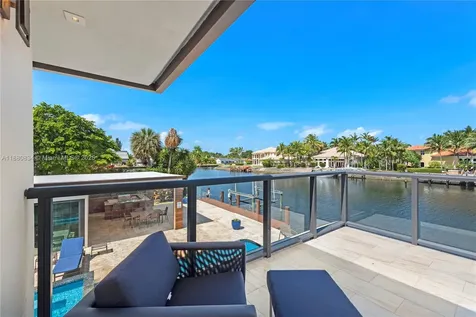 1025 Diplomat Parkway Hollywood FL 33019