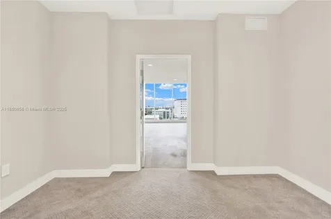 2820 NE 214th Street Aventura FL 33180