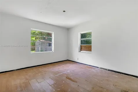 310 SW 1st Avenue Boynton Beach FL 33435