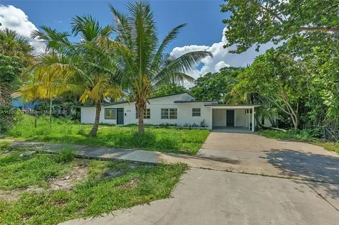 310 SW 1st Avenue Boynton Beach FL 33435