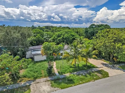 310 SW 1st Avenue Boynton Beach FL 33435