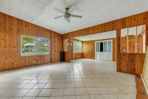 310 SW 1st Avenue Boynton Beach FL 33435