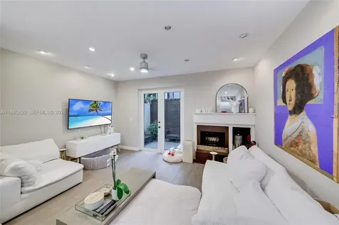2768 Day Avenue Miami FL 33133