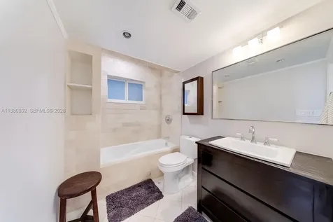 2768 Day Avenue Miami FL 33133