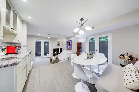 2768 Day Avenue Miami FL 33133