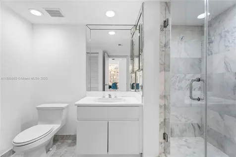 16485 Collins Avenue Sunny Isles Beach FL 33160