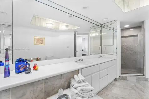 16485 Collins Avenue Sunny Isles Beach FL 33160