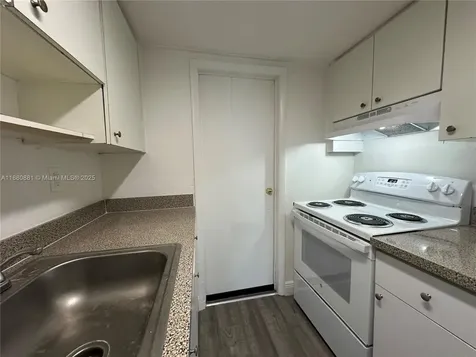13285 NE 6th Avenue North Miami FL 33161
