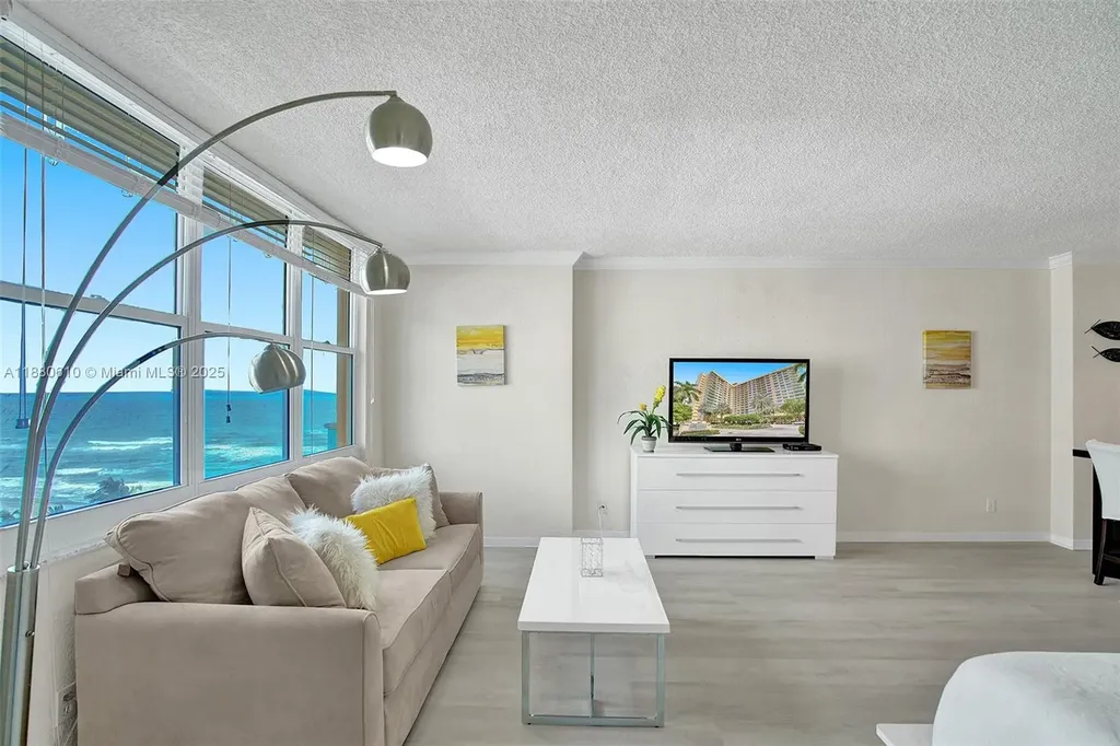 2501 S Ocean Drive Hollywood FL 33019