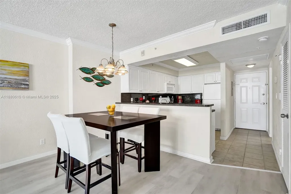 2501 S Ocean Drive Hollywood FL 33019