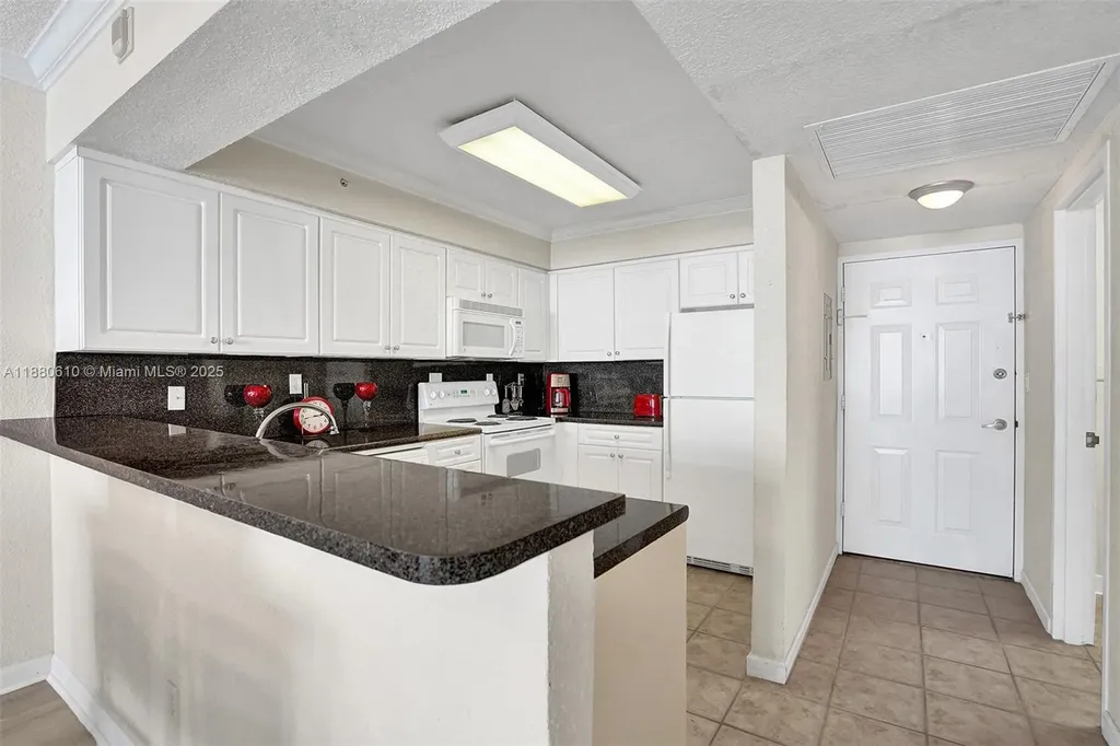 2501 S Ocean Drive Hollywood FL 33019