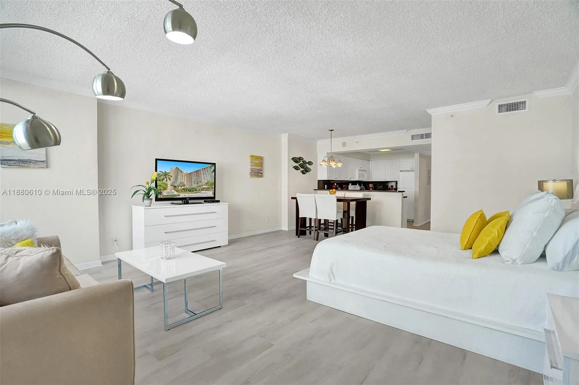 2501 S Ocean Drive Hollywood FL 33019