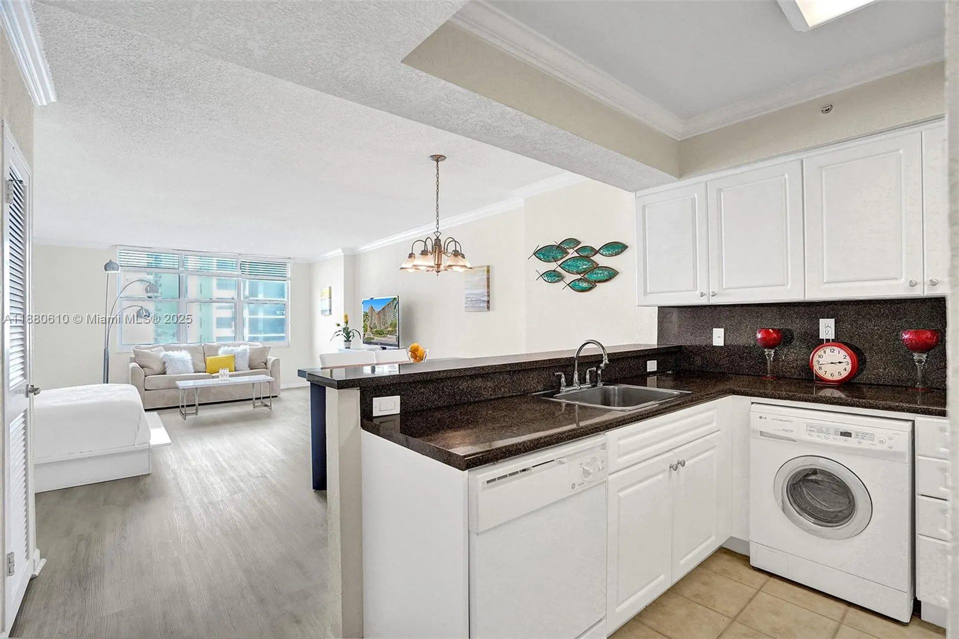 2501 S Ocean Drive Hollywood FL 33019