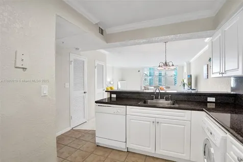 2501 S Ocean Drive Hollywood FL 33019