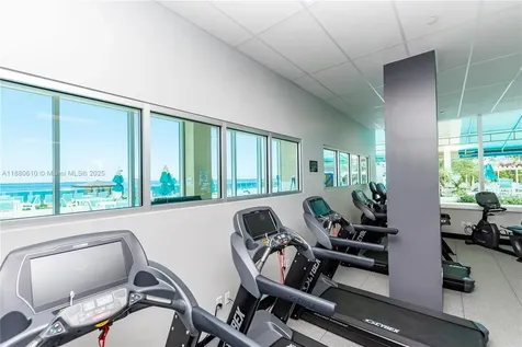 2501 S Ocean Drive Hollywood FL 33019
