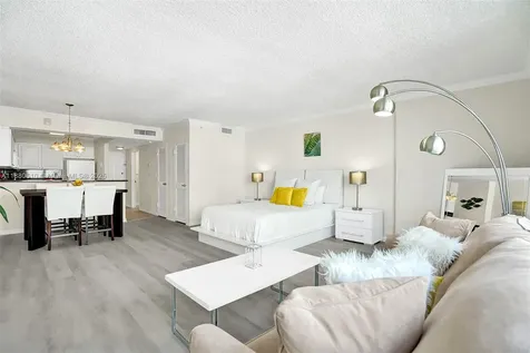 2501 S Ocean Drive Hollywood FL 33019