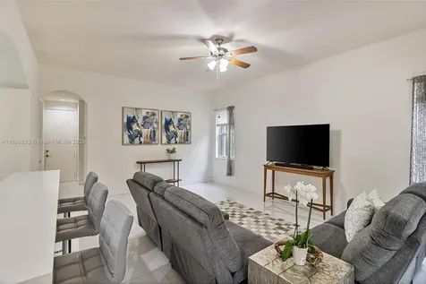 15998 SW 3rd Street Pembroke Pines FL 33027