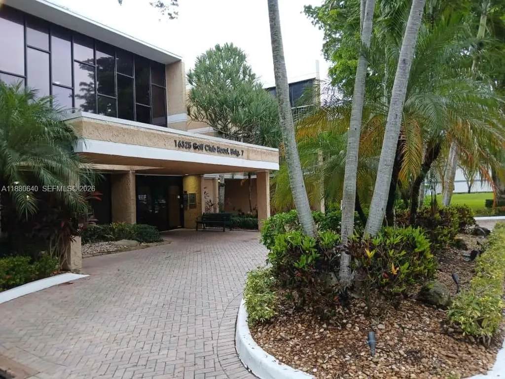 16325 Golf Club Road Weston FL 33326
