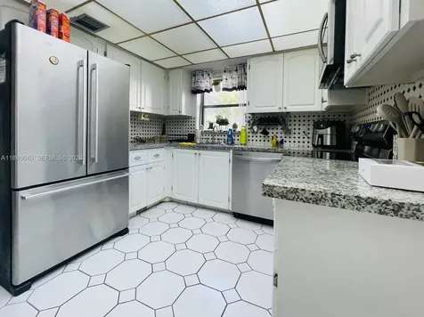 16325 Golf Club Road Weston FL 33326