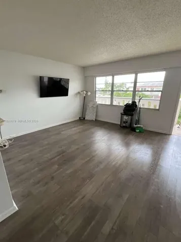 82 Fanshaw B Boca Raton FL 33434