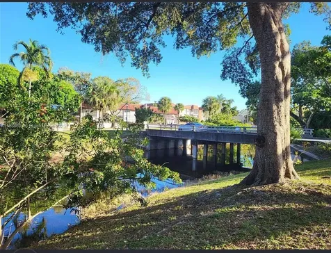 Lauderhill FL 33319