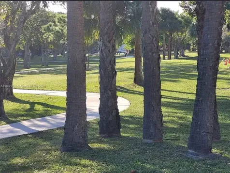Lauderhill FL 33319