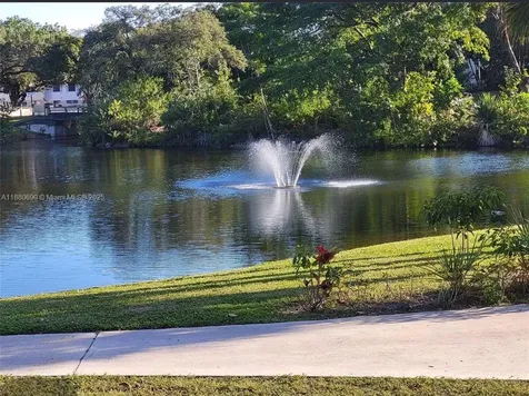 Lauderhill FL 33319