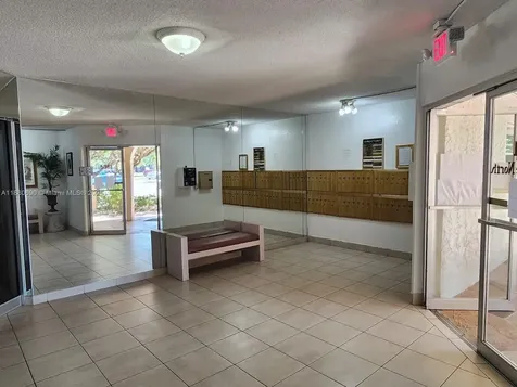 Lauderhill FL 33319