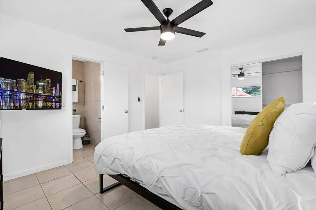 2041 SW 37th Terrace Fort Lauderdale FL 33312