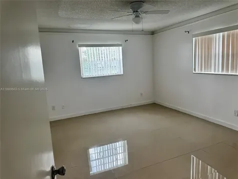 4141 NW 44th Avenue Lauderdale Lakes FL 33319