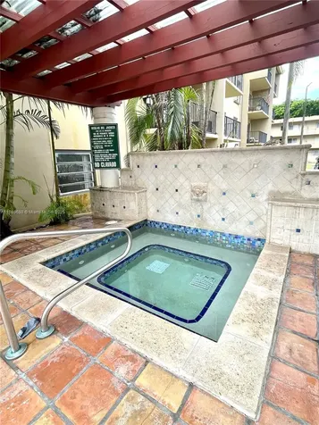 10431 N Kendall Drive Miami FL 33176