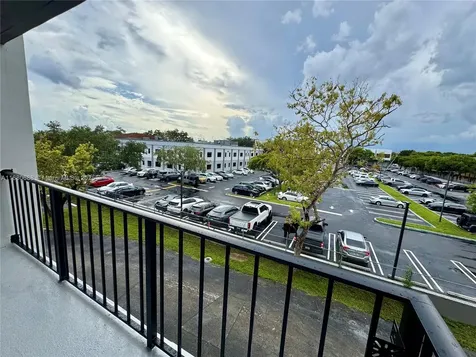 10431 N Kendall Drive Miami FL 33176