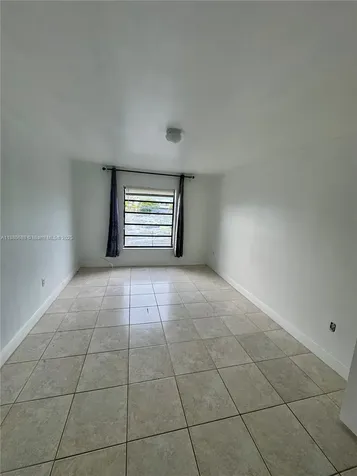 10431 N Kendall Drive Miami FL 33176