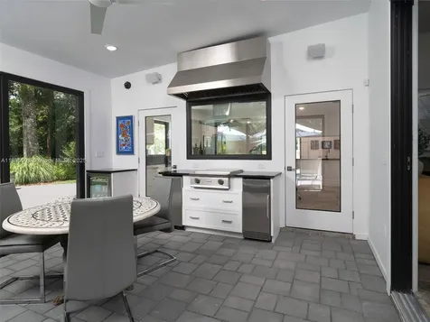 2261 NW 24th Avenue Gainesville FL 32605