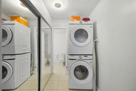 1805 Sans Souci Boulevard North Miami FL 33181