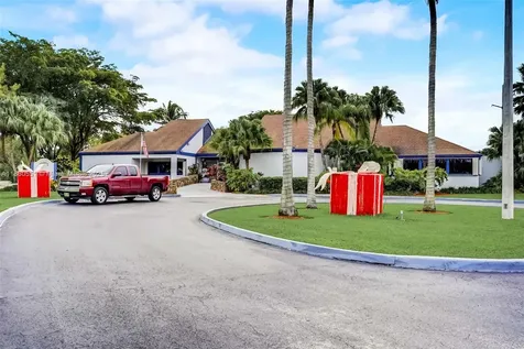1733 Greer Avenue Homestead FL 33035