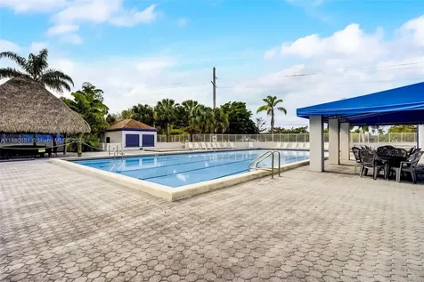 1733 Greer Avenue Homestead FL 33035