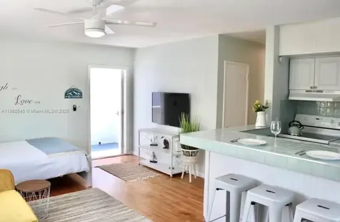 316 Walnut Street Hollywood FL 33019