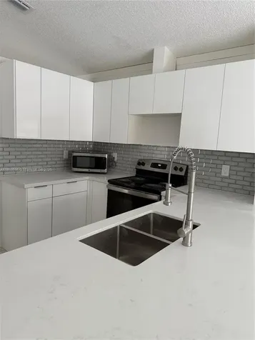12253 SW 18th Terrace Miami FL 33175