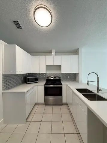12253 SW 18th Terrace Miami FL 33175