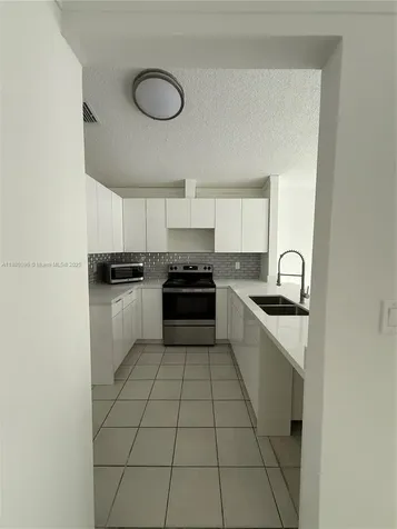 12253 SW 18th Terrace Miami FL 33175