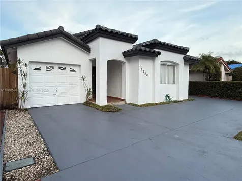 12253 SW 18th Terrace Miami FL 33175