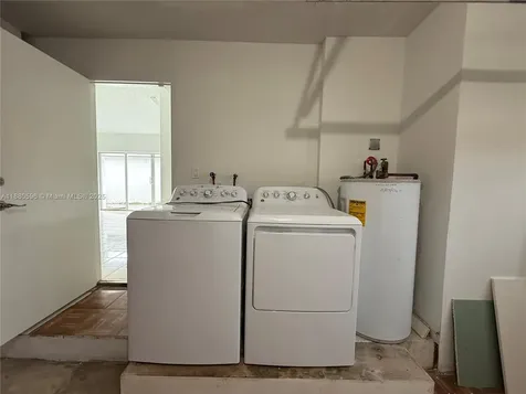 12253 SW 18th Terrace Miami FL 33175