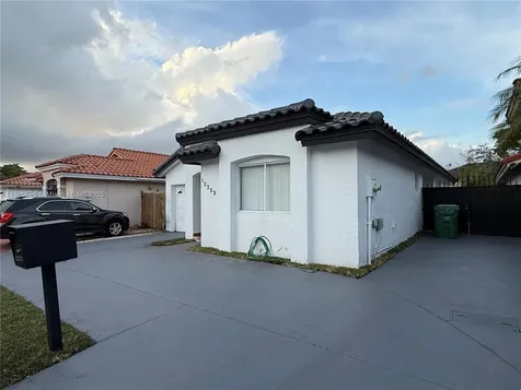 12253 SW 18th Terrace Miami FL 33175