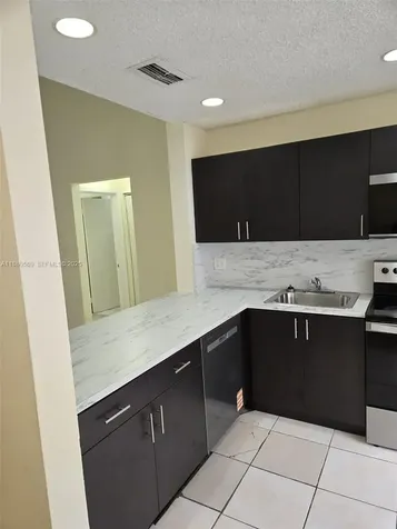 8043 SW 21st Court Miramar FL 33025