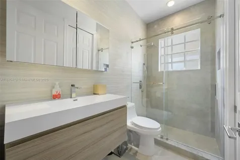 19460 39th Court Sunny Isles Beach FL 33160