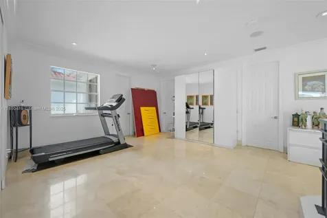 19460 39th Court Sunny Isles Beach FL 33160