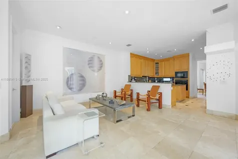 19460 39th Court Sunny Isles Beach FL 33160